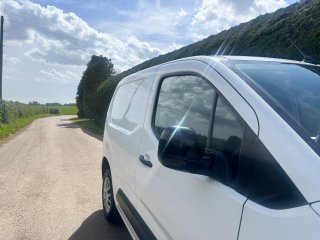 /photos/10098/1f1d94fa-c863-3123-2841-1ce83c07618c_i320x240.jpg